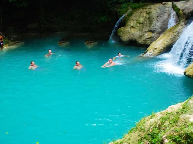 Blue Hole & Horseback Riding Tour